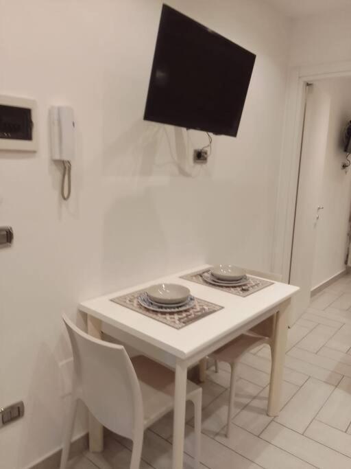 Oltre Me Apartment Bari Exterior photo